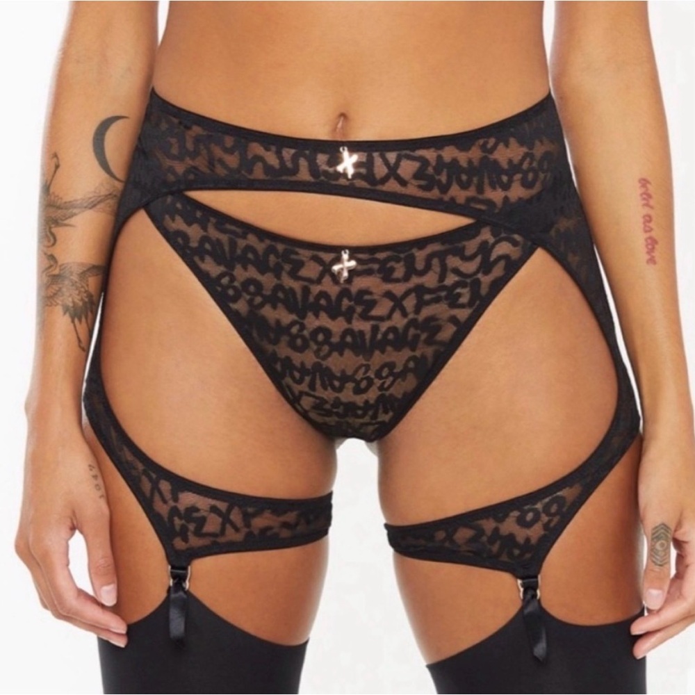 Tagged By Savage black lace garter belt size 1X